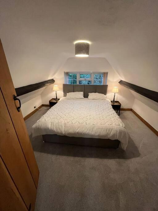 Brownhills Villa Eaton  ภายนอก รูปภาพ
